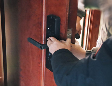 富锦24小时上门开锁公司